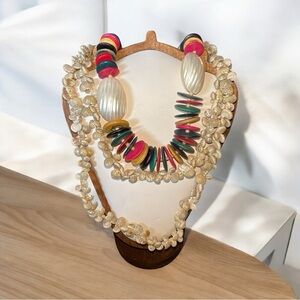 Wood and real shell Colorful Beaded Necklace Set